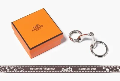 Schuler Auktionen AG - Hermès, Foulardring " Mors"