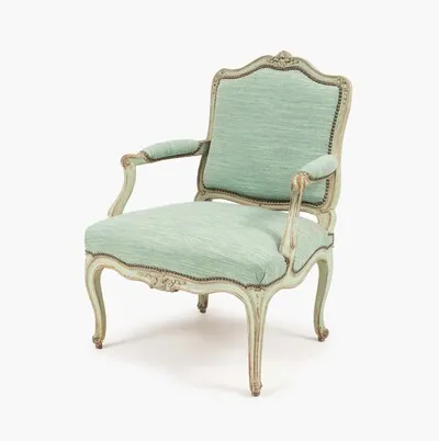 Schuler Auktionen AG - Gefasster Fauteuil, Paris, um 1760, signiert Pierre Leduc (1685-1765)