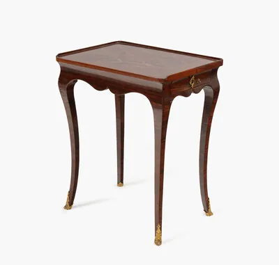 Schuler Auktionen AG - Beistelltisch, Frankreich, 2.Hälfte 18.Jh., Louis XV
