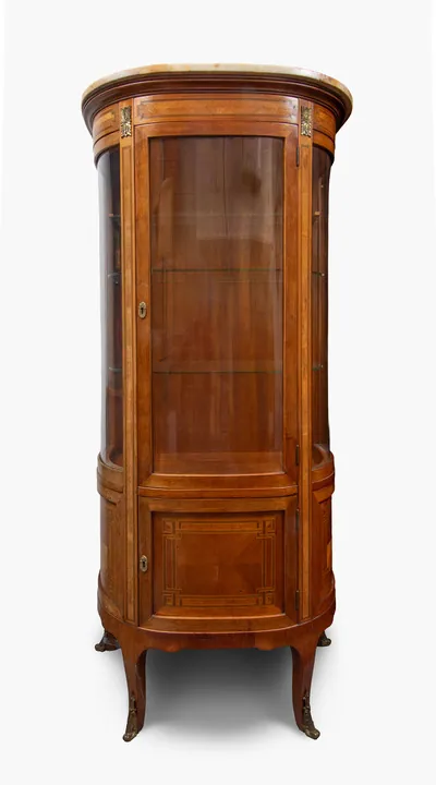 Schuler Auktionen AG - Vitrine, um 1900, Stil Transition