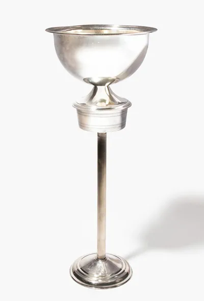 Schuler Auktionen AG - Champagnerkühler auf Säule