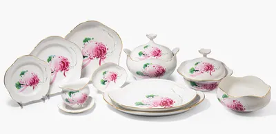 Schuler Auktionen AG - Meissen, Kaffee- und Tafelservice "Chrysantheme"
