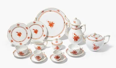 Schuler Auktionen AG - Herend, Tee- und Kaffeeservice "Apponyi in Eisenrot"