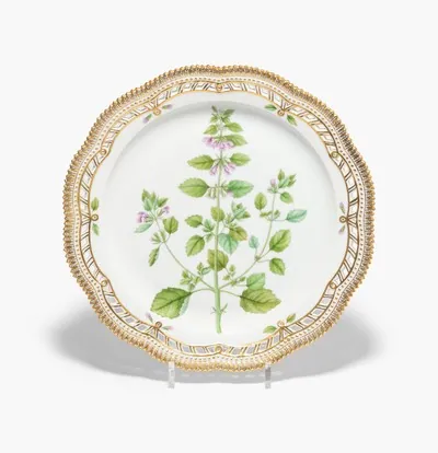 Schuler Auktionen AG - Royal Copenhagen, "Flora Danica", Platte