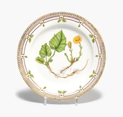 Schuler Auktionen AG - Royal Copenhagen, "Flora Danica", Platte
