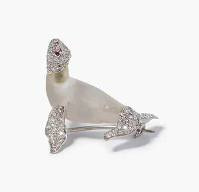 Schuler Auktionen AG - Seelöwen-Diamant-Bergkristall-Brosche