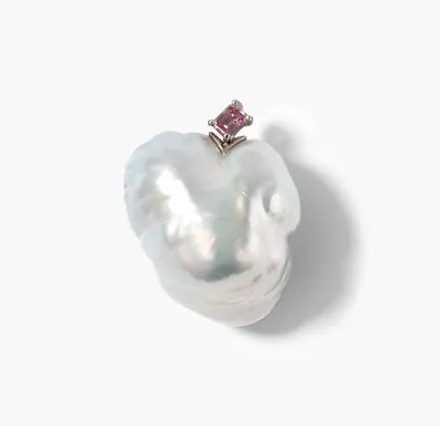 Schuler Auktionen AG - Südsee-Kulturperlen-Anhänger mit rosa Diamant