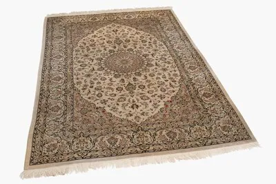 Schuler Auktionen AG - Kashan-Seide