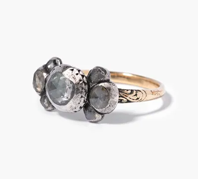 Schuler Auktionen AG - Antiker Diamant-Ring