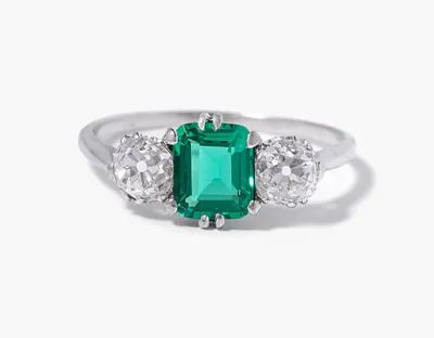 Schuler Auktionen AG - Smaragd-Diamant-Ring
