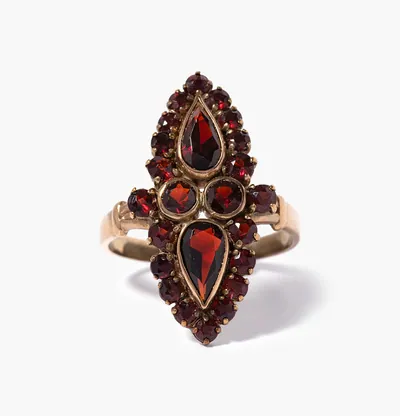 Schuler Auktionen AG - Granat-Ring