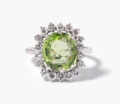 Schuler Auktionen AG - Peridot-Diamant-Ring